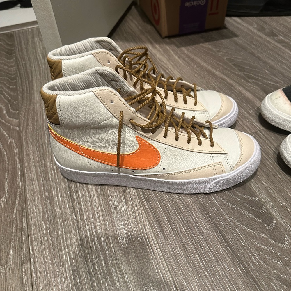 Nike High Midblazer